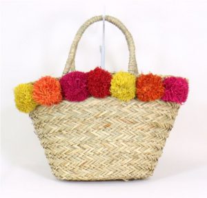 Panier de plage en osier et maxi-pompons Parissima