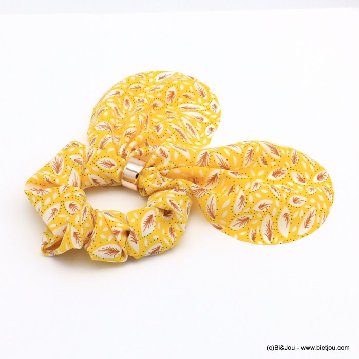 Scrunchie en tissu fleuri couleur jaune vendu chez le fournisseur en accessoires de mode Parissima.com