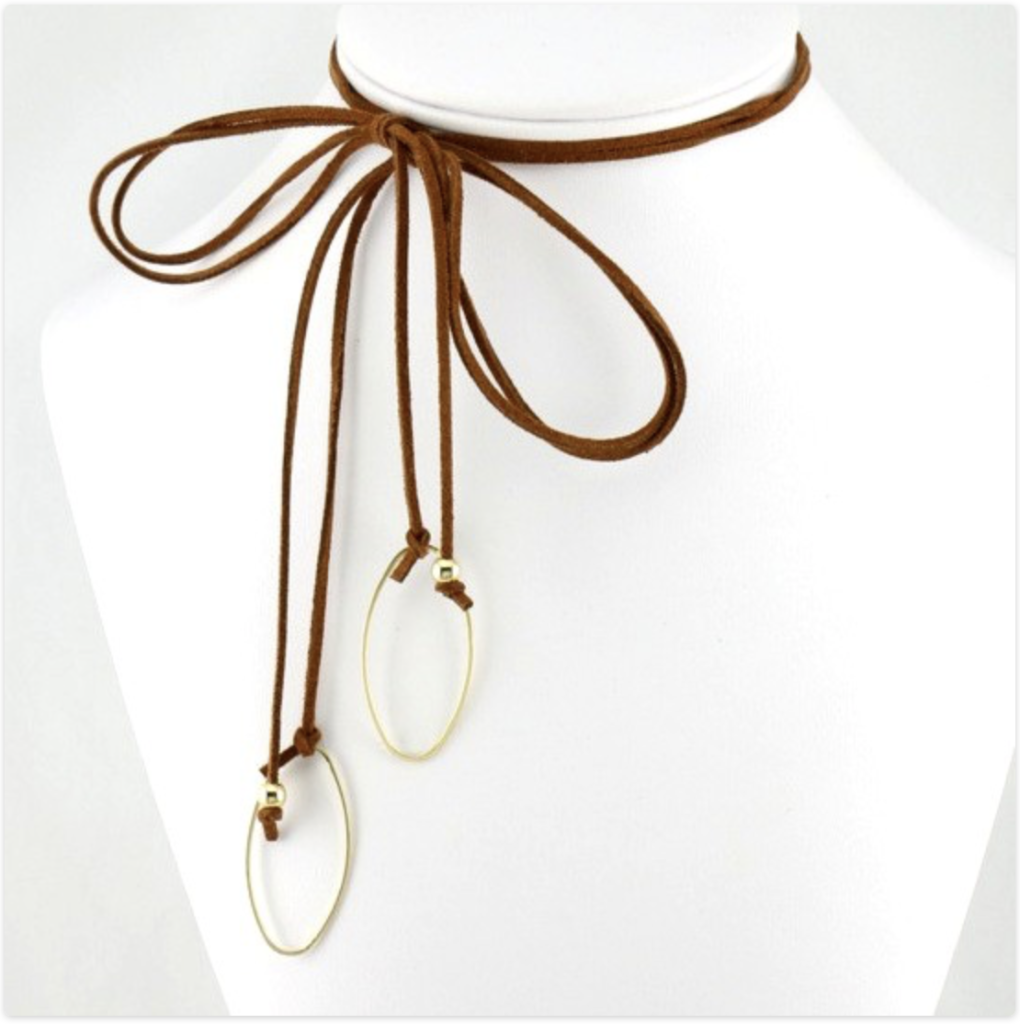 Collier lien en nubuck noué